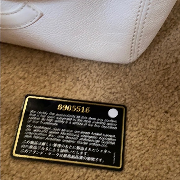 Chanel - Picture 7 of 10